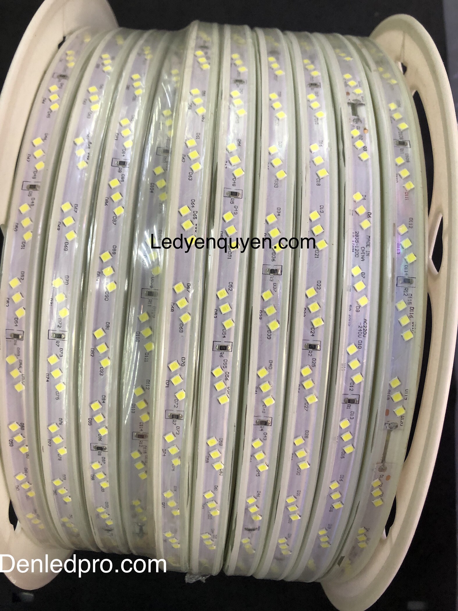 LED Dây 220V SMD 2835 3 Hàng LED 100 mét