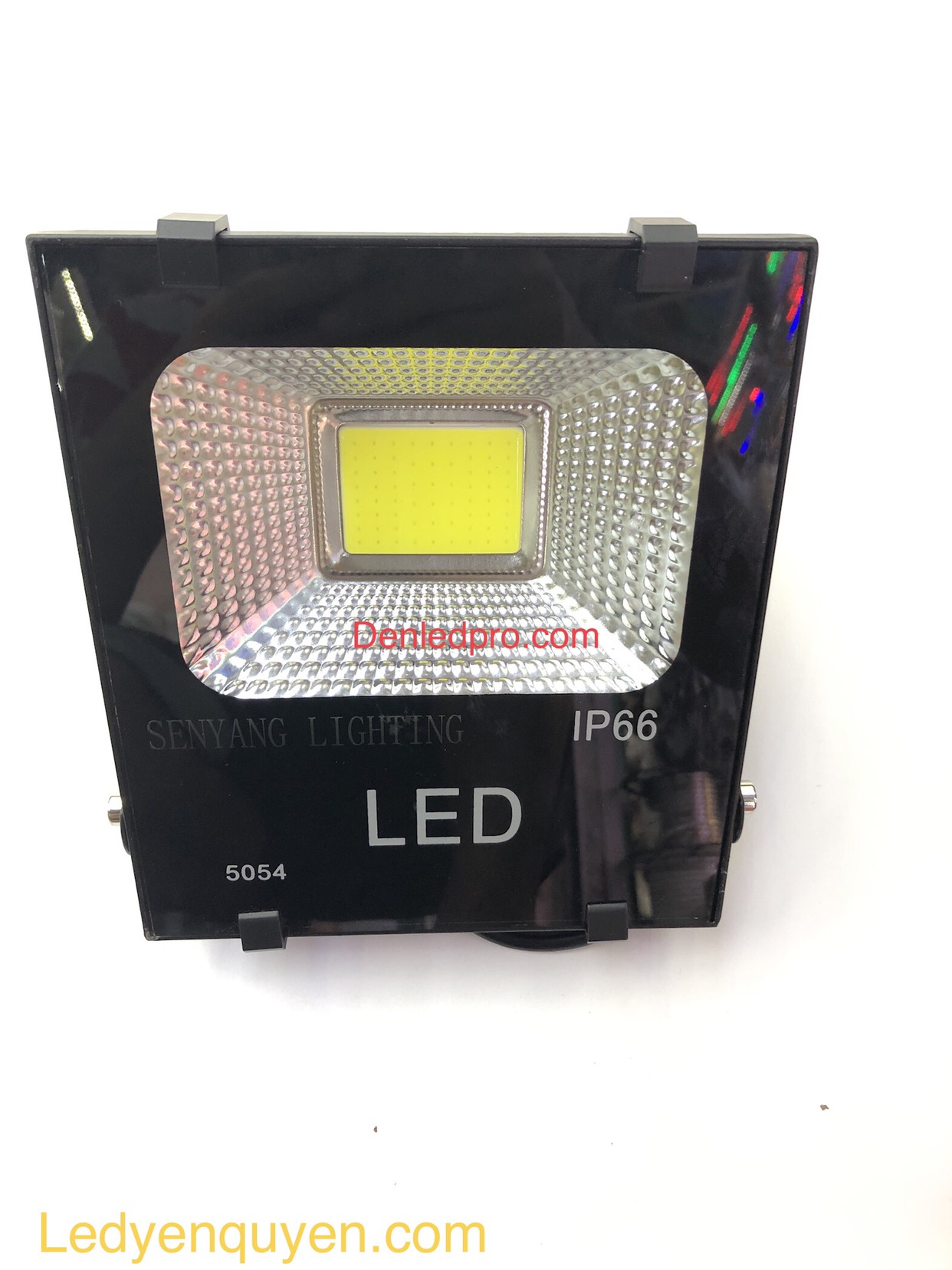 Đèn Pha LED 20W Senyang Light 