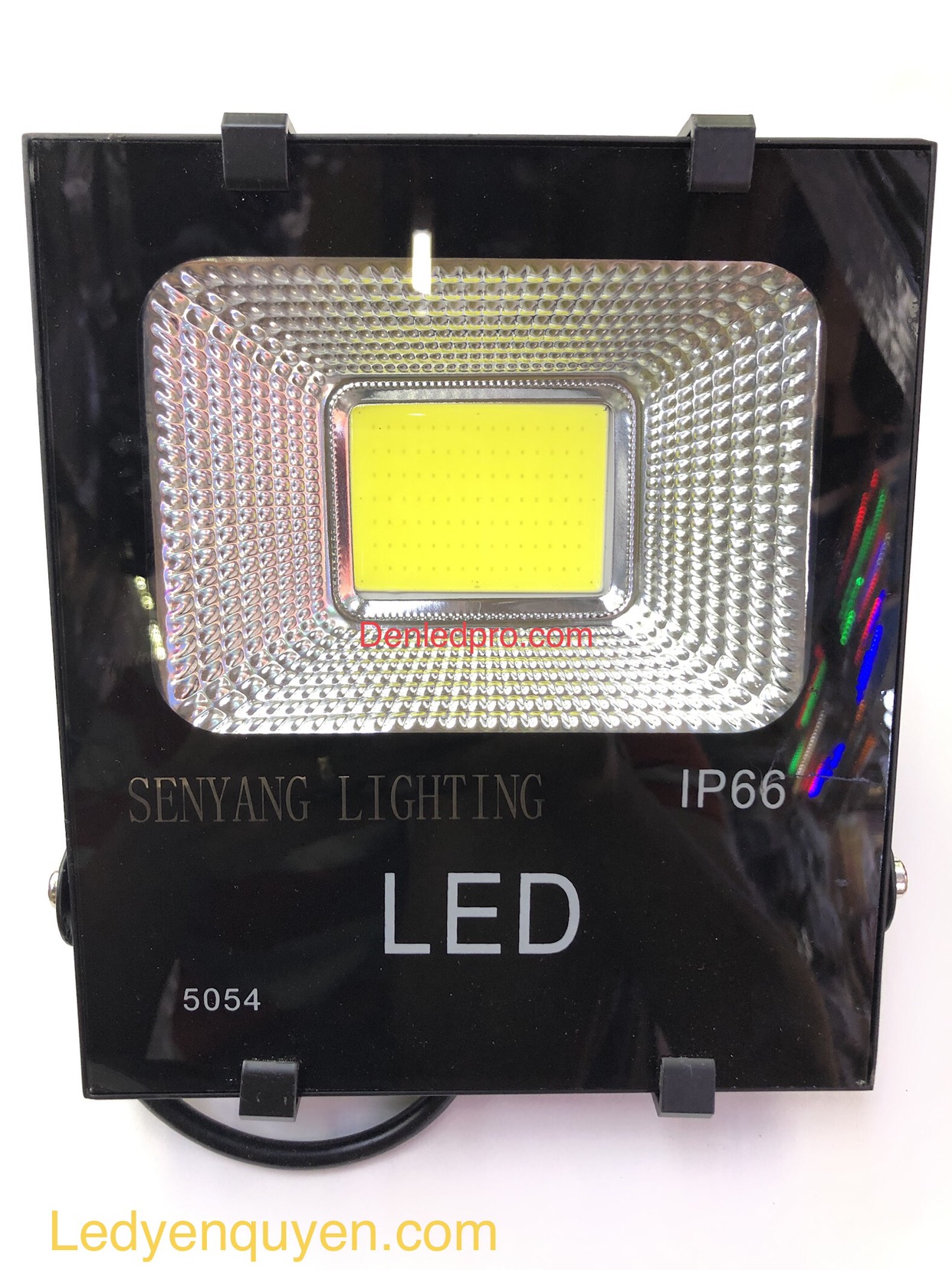 Đèn Pha LED 50W Senyang Light 