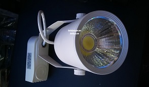 den-cob-10w-trang-vo-trang