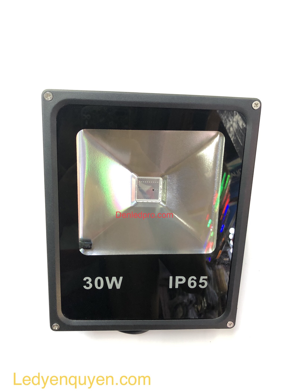 Đèn Pha LED 30W RGB 
