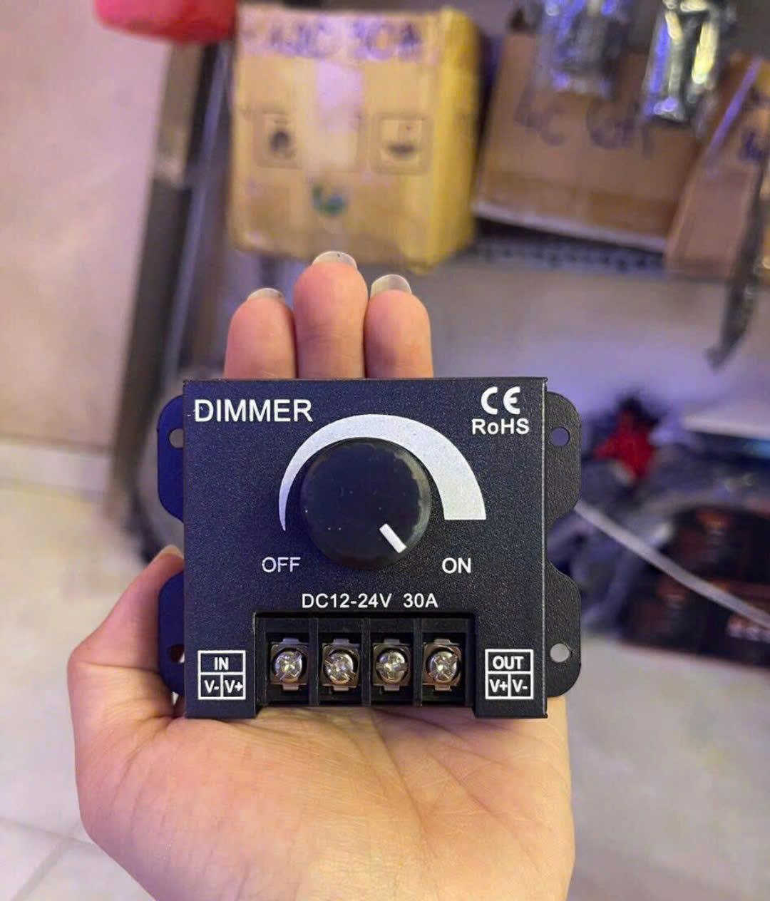 dimer-chinh-do-sang-12v-30a